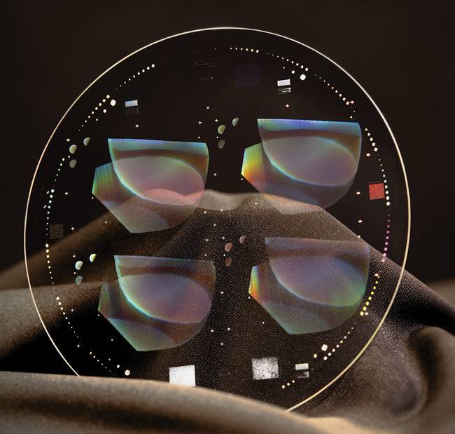 Jüngste Firmenblogs über Siliziumkarbid: Ein wichtiges Material für das thermische Management und das leichte Design von AR-Brillen