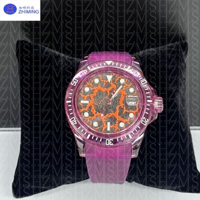 Anpassungsfähiger 40 mm/42 mm runder Saphir-Uhrkasten in Magenta