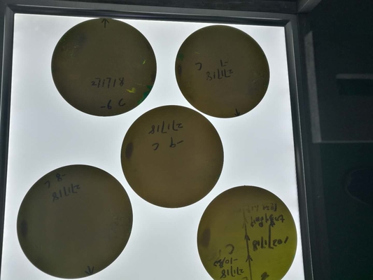 kaufen 3 Zoll-Silikon-Karbid-Wafer, sic Substrat-ausgezeichnete vorübergehende Eigenschaften Online-Herstellung