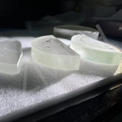 kaufen Weiße Moissanit SiC-Kristalle rein transparent Ultra-Hard für die Schmuckindustrie Online-Herstellung