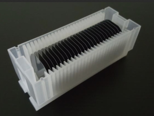 kaufen Durchmesser-Schwarz-Farbe der Laserdiode InP-Indium-Phosphid-Oblaten-100mm Online-Herstellung