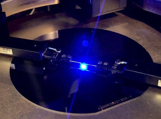 kaufen GaN-Auf-Si EPI-WAFERS 8INCH 12INCH 6INCH für Anwendung Energie Rfs LED Online-Herstellung